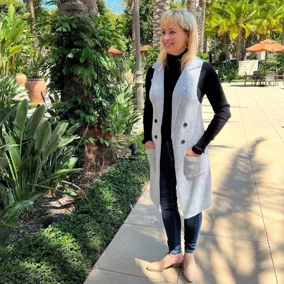 Long Sweater Vest Heather Gray Grey Open Front Pockets Cozy Soft Sleeveless - Picture 5 of 9